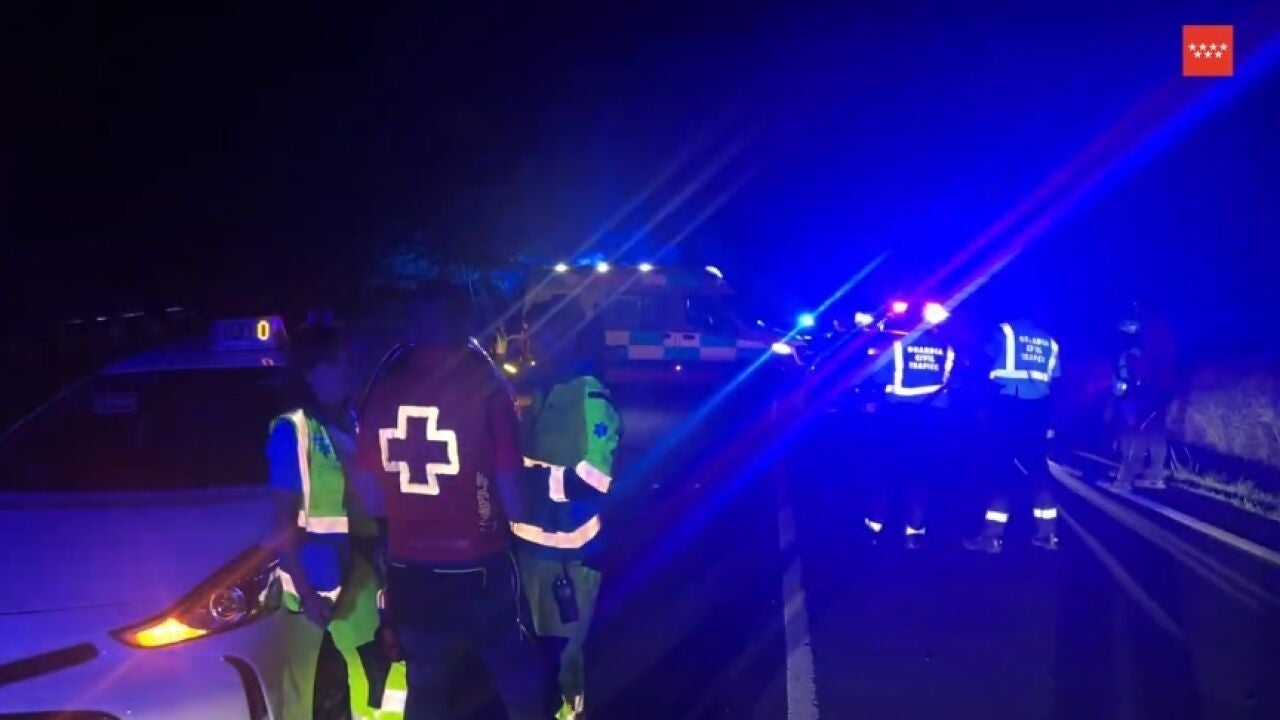 Una mujer muerta y dos heridos graves en dos accidentes de moto en Madrid