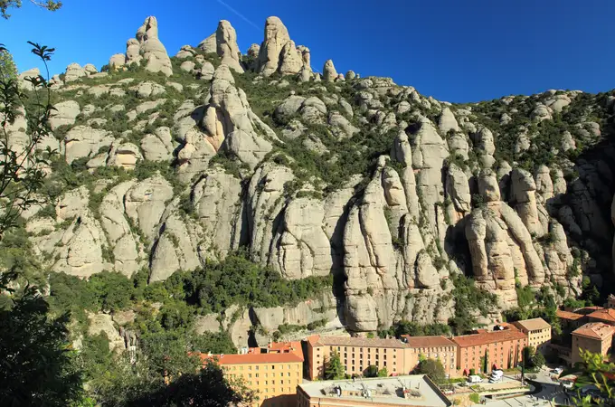 Montserrat: cuando los nazis buscaron el Santo Grial en Cataluña