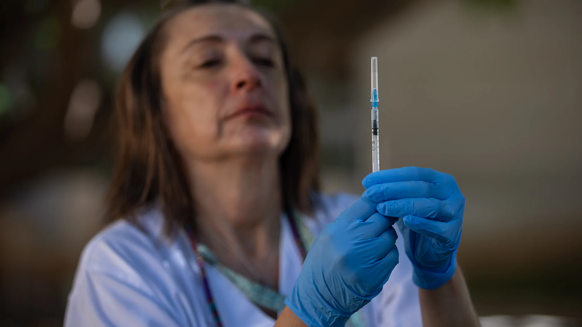 La OMS dice que actualmente una sola dosis de la vacuna de la Covid es "suficiente" para la inmunización primaria