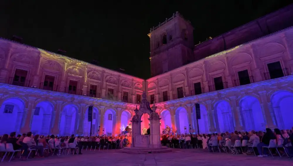 El Monasterio de Uclés está cargado de historia y es patrimonio declarado Bien de Interés Cultural.