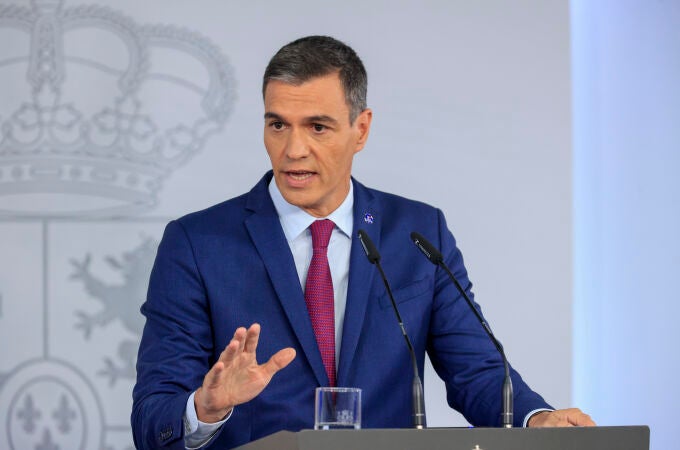 Rueda de prensa de Pedro Sánchez tras reunirse con Felipe VI en el marco de la ronda de contactos para designar nuevo candidato al Gobierno de España