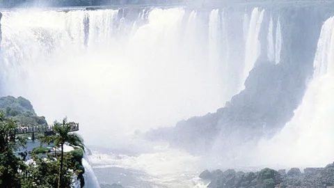 Las increíbles vistas de las Cataratas del Iguazú desde lo más alto