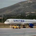 Llegada al aeropuerto de Málaga del primer vuelo sin escalas procedente de Nueva York, operado por la compañía United Airlines