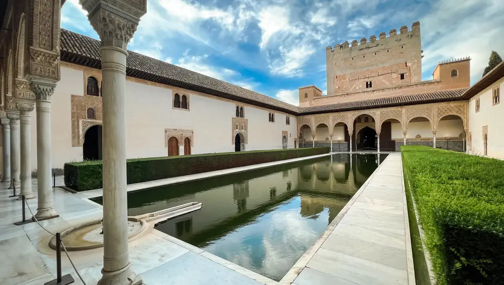 Una visita a la Alhambra y una cena con sabor andalusí para agasajar a los 50 mandatarios que viajarán a Granada