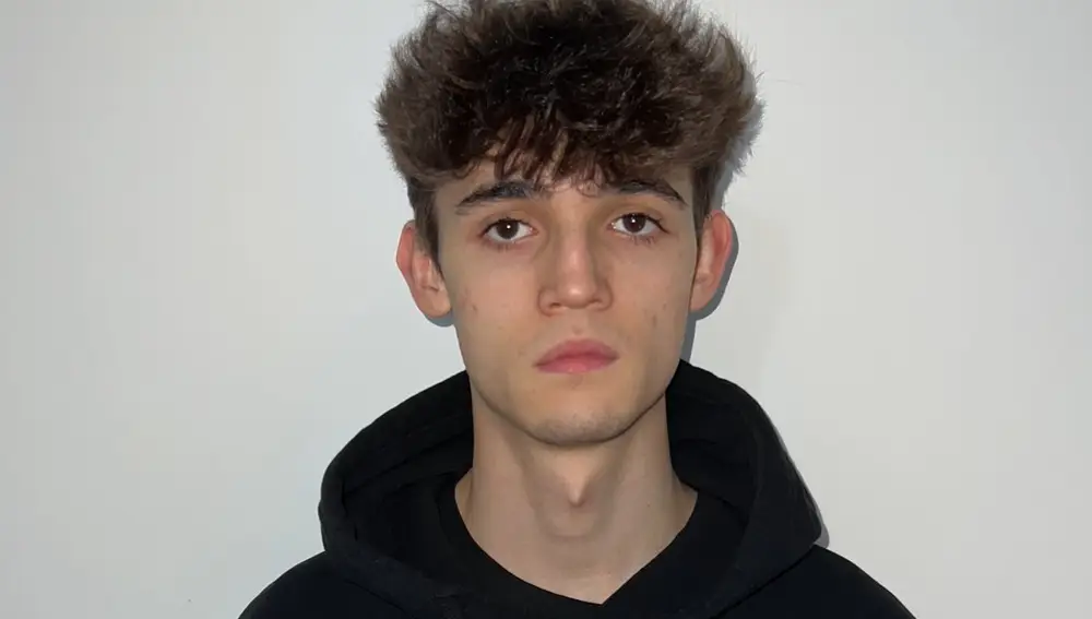 Rostro del joven hacker Alcasec