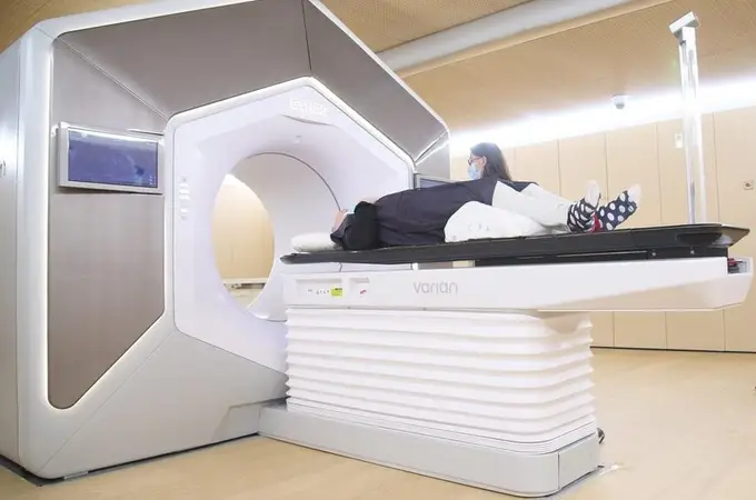 El ICO incorpora dos nuevos equipamientos que aumentan la precisión y los resultados de la radioterapia