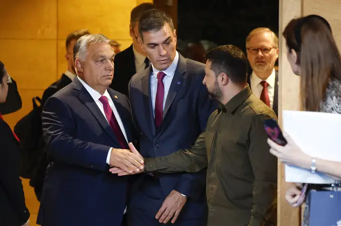 El dúo Viktor Orban y Pedro Sánchez