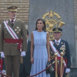 El look de la Reina Letizia en la jura de bandera de Leonor.