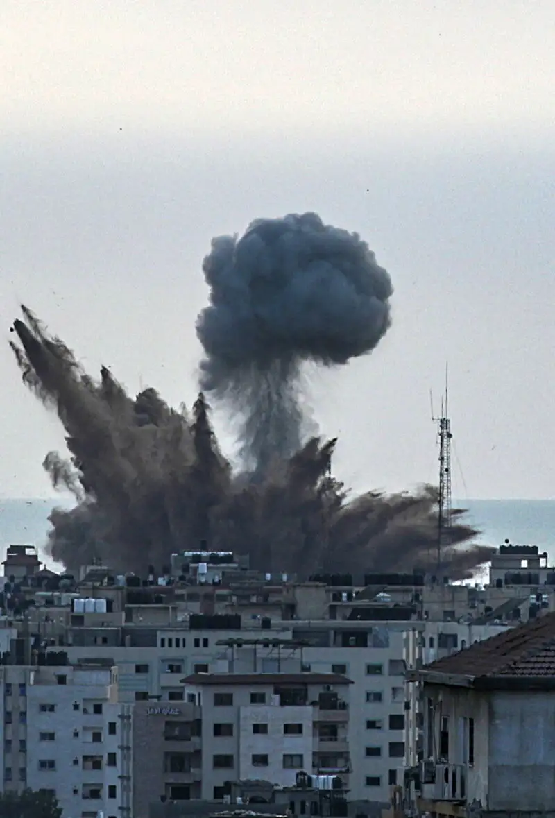 Israeli air strikes on Gaza