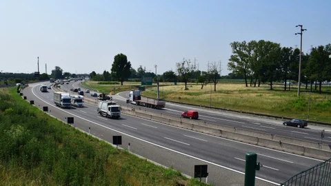 Economía.- Sacyr se adjudica una concesión de autopistas en Italia de 3.700 millones tras el visto bueno de la justicia