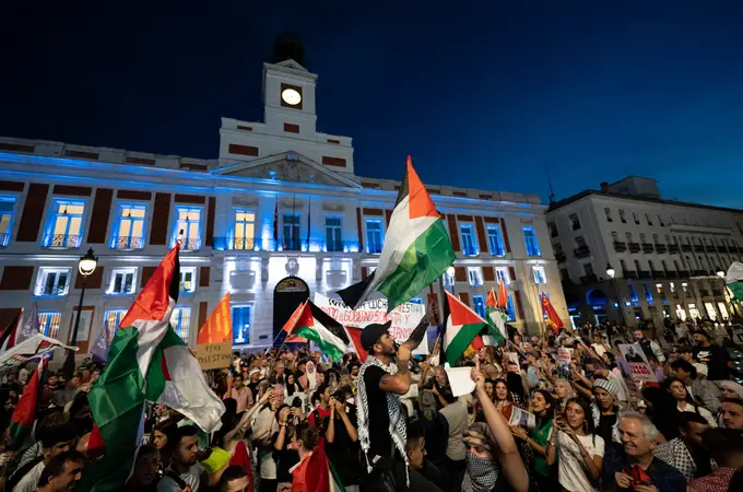 La izquierda entre los manifestantes en defensa del pueblo palestino en Madrid 