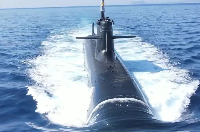 El submarino español S-80 de Navantia se la juega ante el alemán Tipo 214 en la India