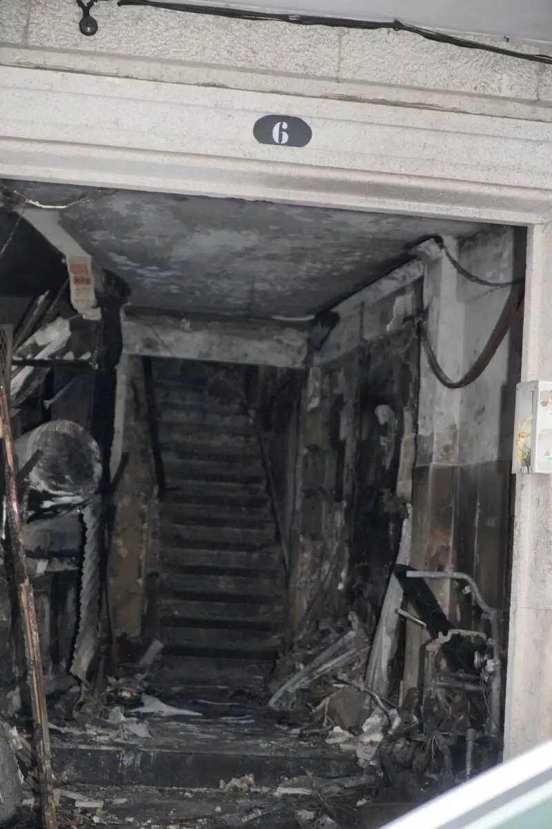 Fallecen cuatro menores en el incendio de un edificio en Vigo 