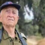 El veterano soldado israelí Ezra Yachin