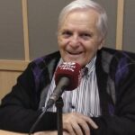 Muere Carlos Pumares, crítico de cine, periodista y maestro de la radio