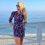 Necesitas las botas cowboy blancas de Amelia Bono para combinarlas con todos tus vestidos de entretiempo