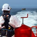 Salvamento Marítimo rescata esta madrugada a más de 450 personas en aguas de Canarias