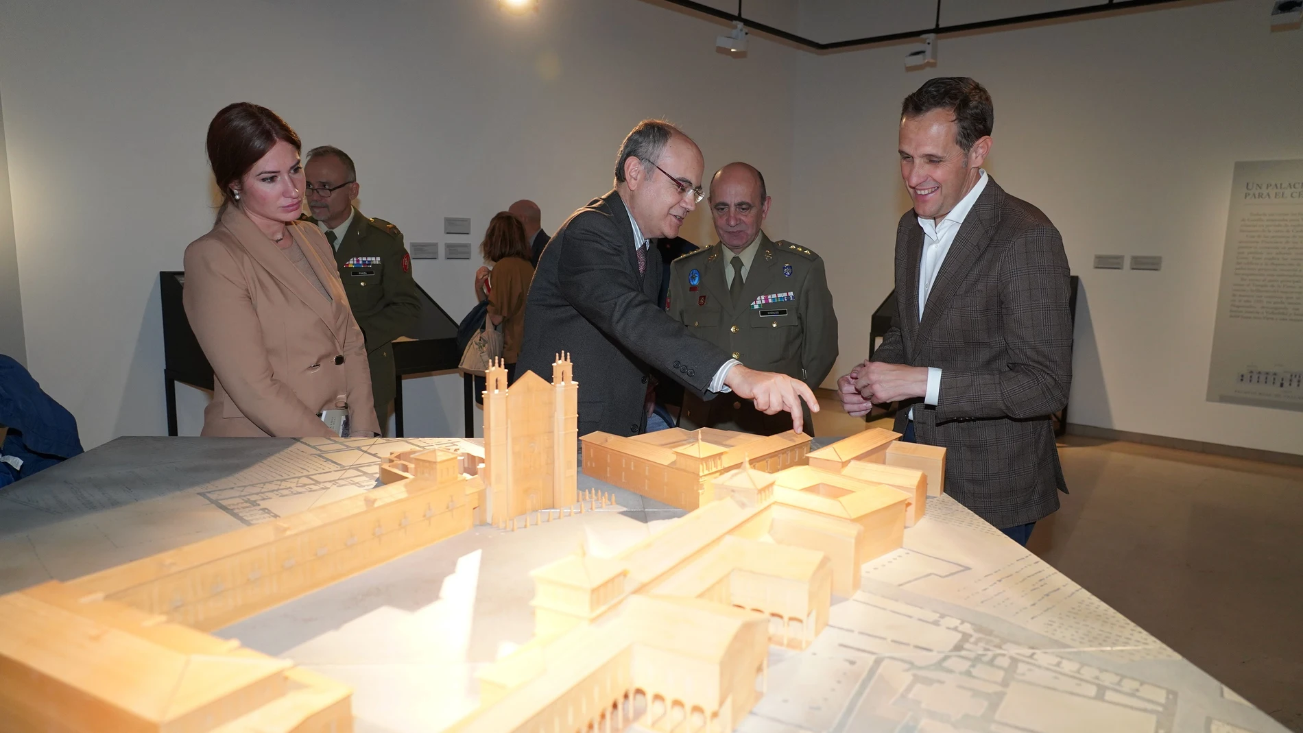 Conrado Íscar en la inauguración de esta muestra