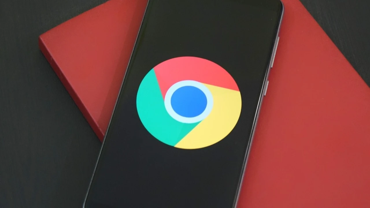 Ten mucho cuidado con esta falsa actualización de Google Chrome, puede arruinarte la vida 11 Merca2.es Desafíos en la detección: la complejidad de detectar amenazas maliciosas