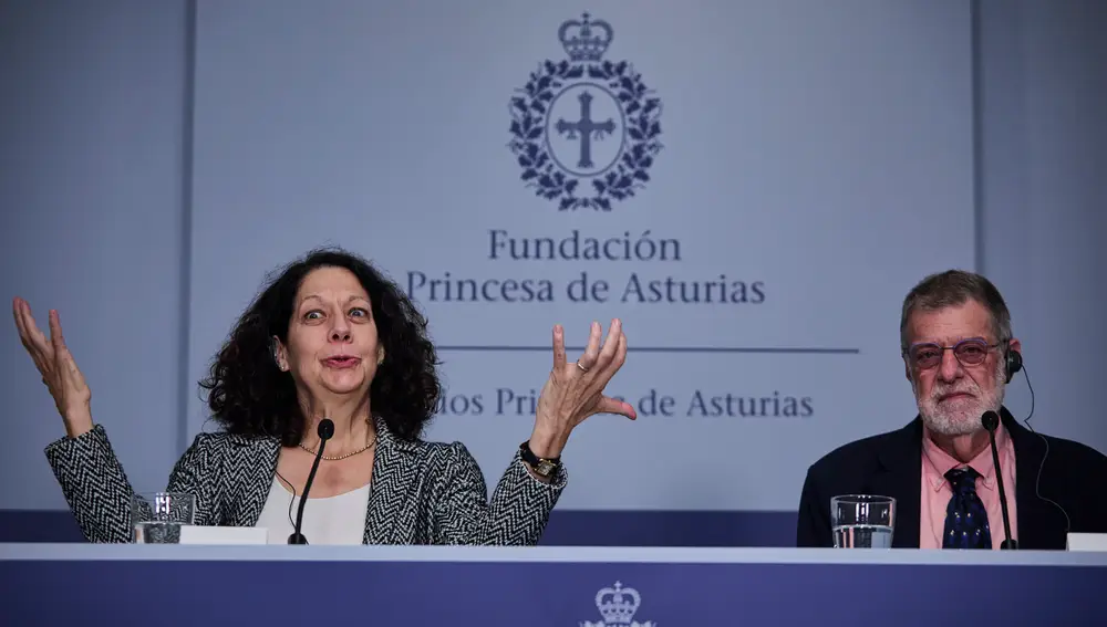 Rueda de prensa de Bonnie L. Bassler y Peter Greenberg, Premio Princesa de Asturias de Investigación Científic