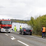 Mueren tres niños y una mujer en la colisión entre un turismo y un camión en Segovia