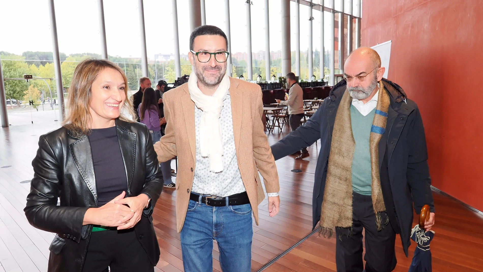 La consejera de Educación, Rocío Lucas, y el director de la Escuela Superior de Arte Dramático de Castilla y León, José Manuel Mora, presiden la inauguración oficial del curso 2023-2024