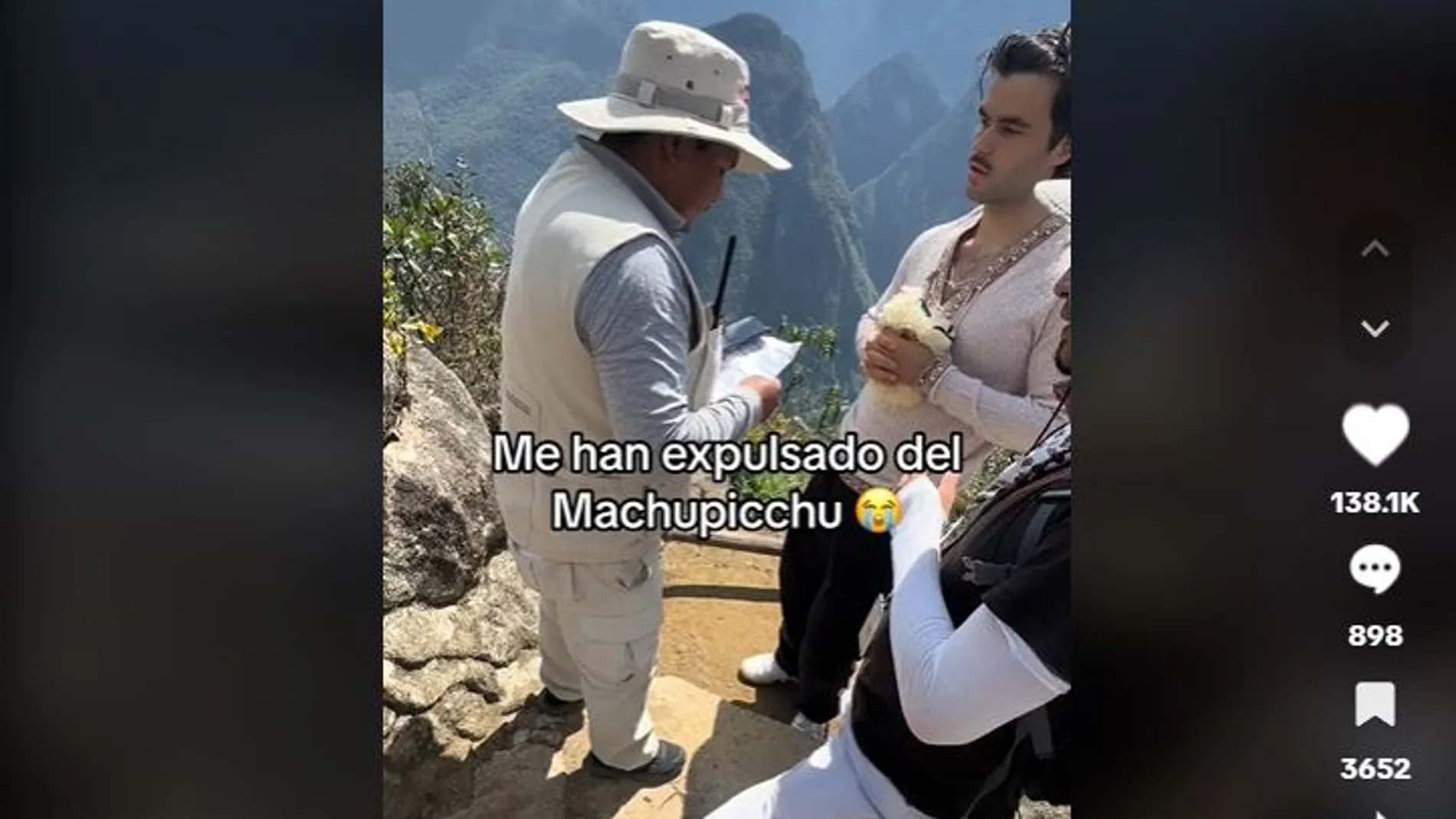 Un famoso 'tiktoker' español es expulsado de Machu Picchu por "falta de respeto"