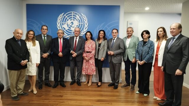 Autoridades implicadas en el proyecto Cifal, con sede en Málaga