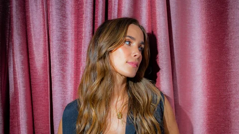 María Pombo presenta su nueva colecció de Agatha Paris.