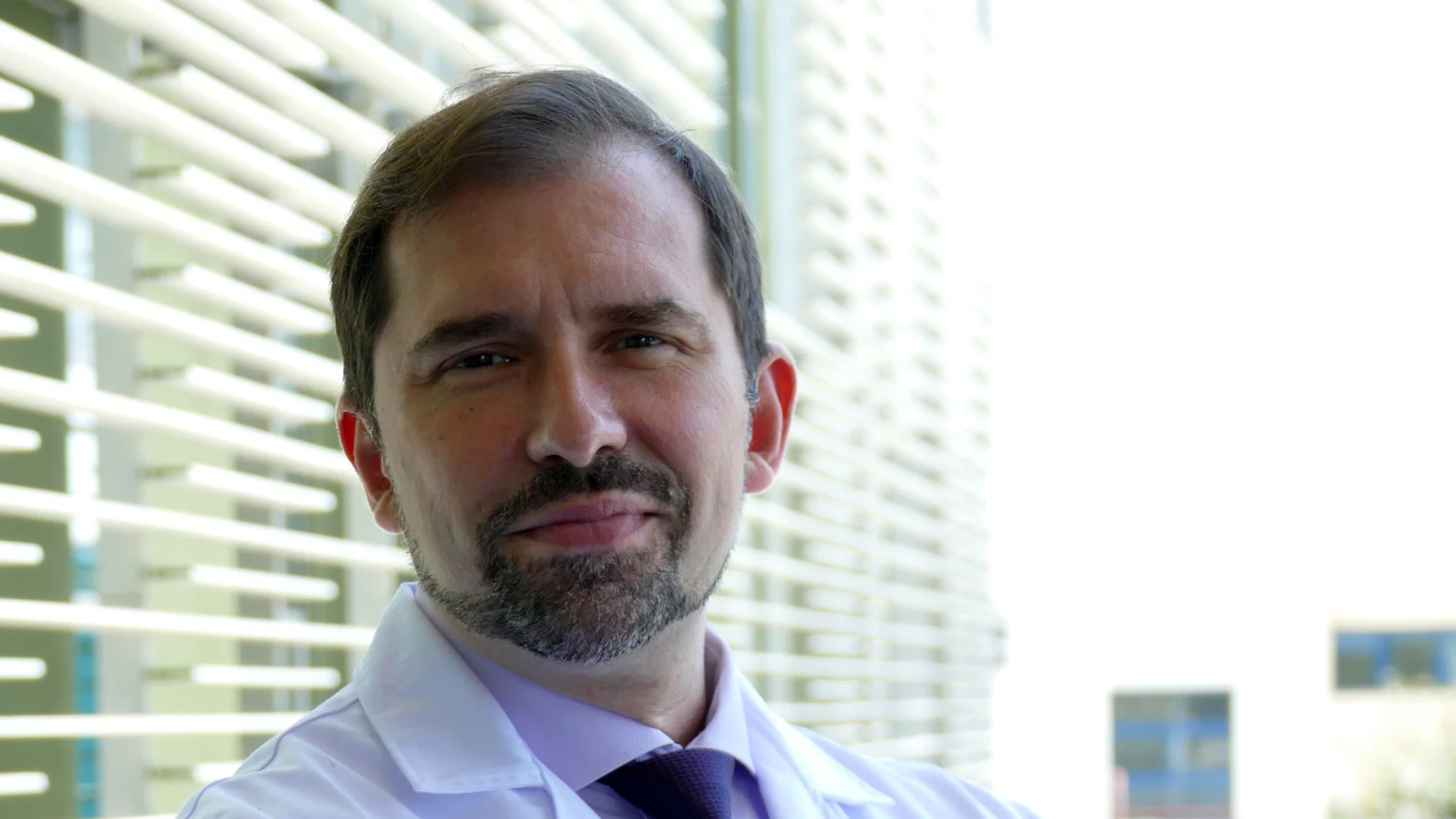 Dr. Javier Moradiellos_Cirugía torácica