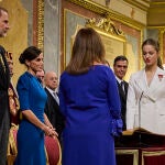 La princesa de Asturias, Leonor de Borbón, jura la Constitución en presencia de las Cortes reunidas en el Cong