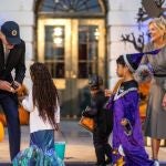 Joe Biden y Jill Biden celebran Halloween en la Casa Blanca
