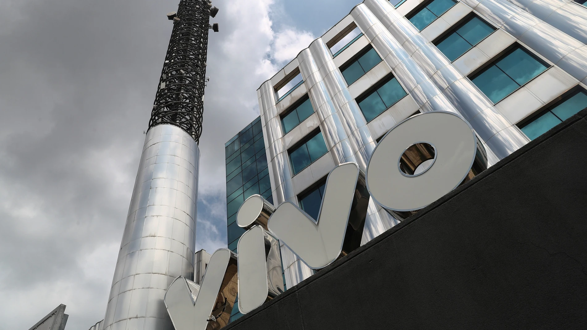 Fotografía de la fachada de la sede de Vivo, filial de Telefónica, en Sao Paulo (Brasil).