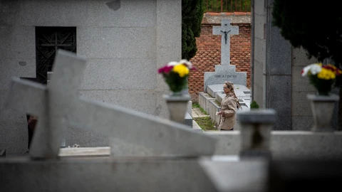 Más de medio millón de madrileños visitan los cementerios por el Día de Todos los Santos