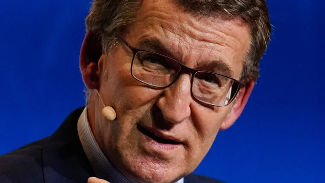 Coloquio de Aznar y Feijóo en la Universidad Francisco de Vitoria