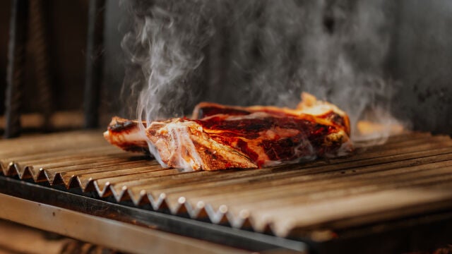 Carnes a la brasa en Restaurante Lobo