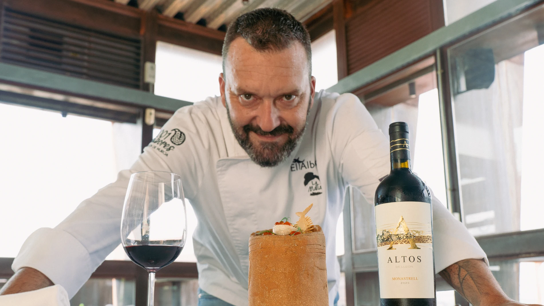 Tomás Écija, chef del restaurante La Maita, protagoniza el primer audiovisual de la serie
