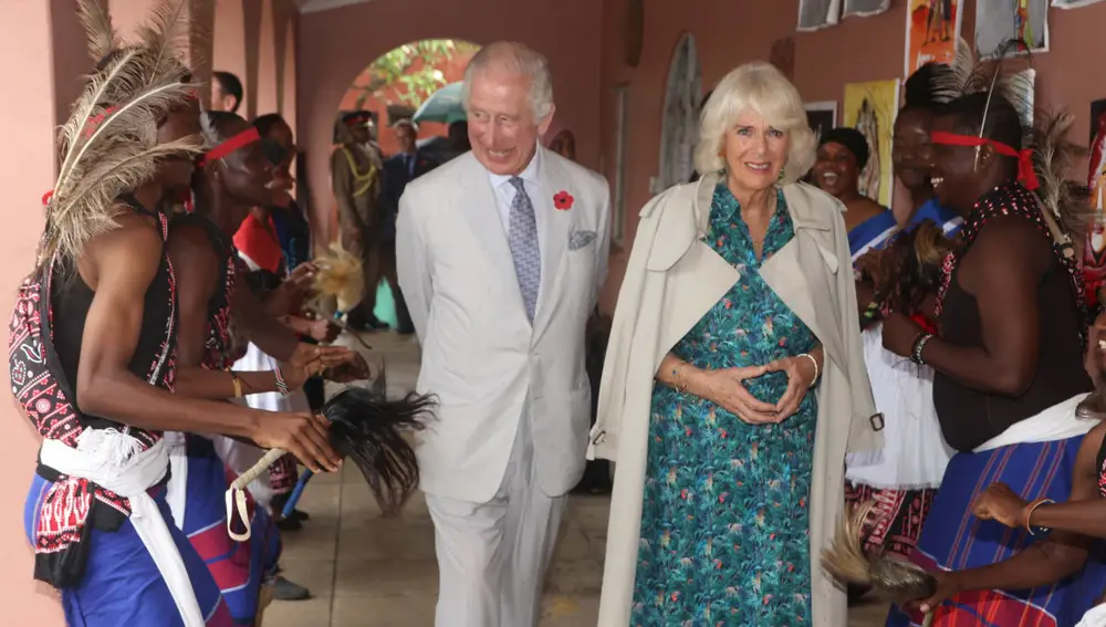 Camila Parker y el Rey Carlos III en Kenia