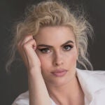 Adriana Abenia.