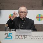 Rouco Varela apadrina los 25 años del Congreso Católicos y Vida Pública del CEU. 