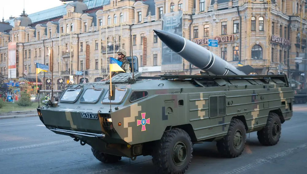 Misil táctico Tochka-U en el ensayo para el desfile militar del Día de la Independencia en Kiev, 2018.
