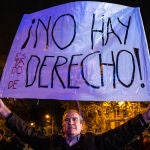 Nueva concentración contra la amnistía en Ferraz