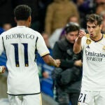 Brahim agradece a Rodrygo su asistencia en el 1-0