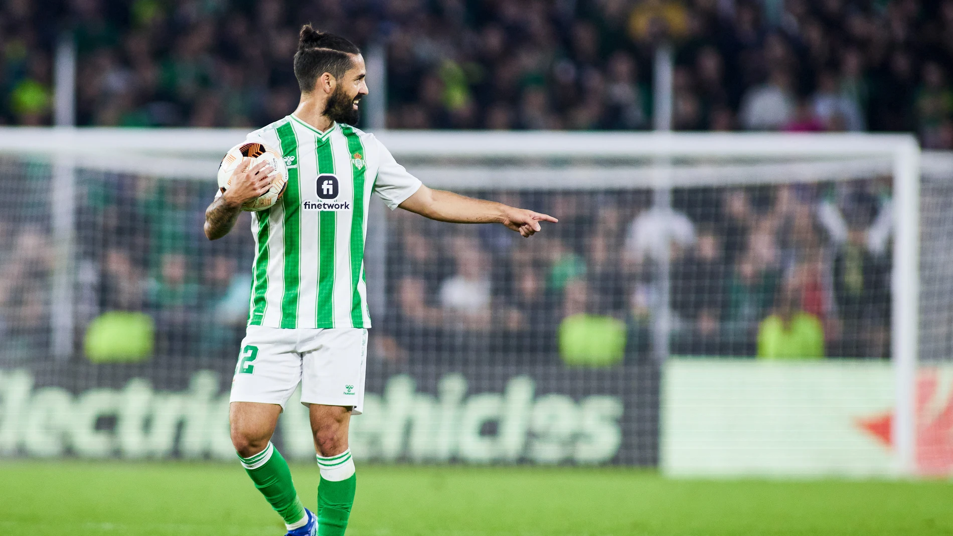 Francisco 'Isco' Alarcon of Real Betis gestures during the UEFA Europa League, Group C, match between Real Betis and Aris Limassol at Benito Villamarin stadium on November 9, 2023 in Sevilla, Spain.AFP7 09/11/2023 ONLY FOR USE IN SPAIN