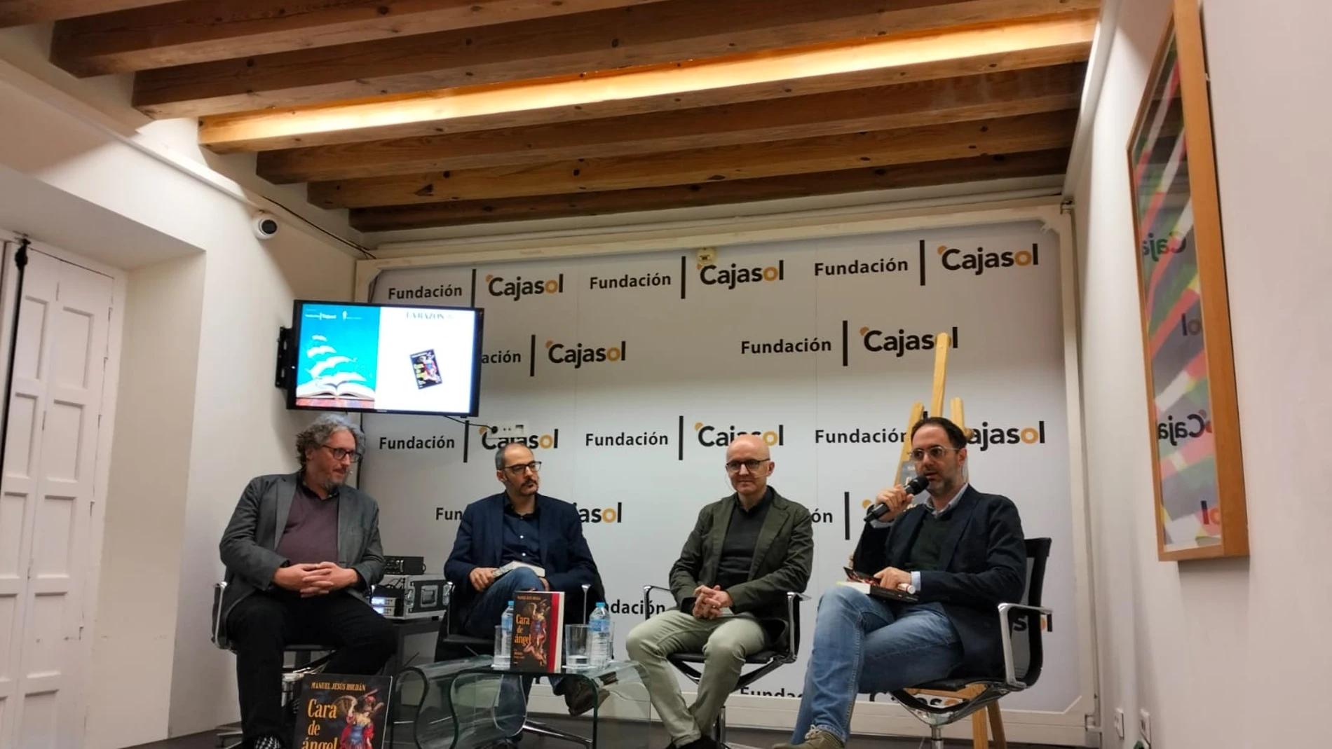 Presentación de «Cara de ángel» en la sede gaditana de la Fundación Cajasol