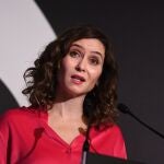 MADRID.-AMP.- Ayuso censura "cheque en blanco" al independentismo y exige a PSOE "reaccionar antes de que no haya vuelta atrás"