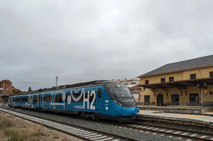 Un tren demostrador de hidrógeno inicia las pruebas entre Torralba y Soria