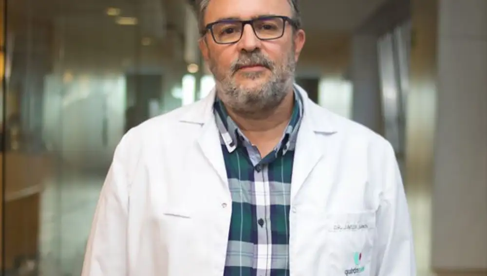 Doctor Javier Sánchez, pediatra en el Hospital Quirónsalud Zaragoza