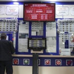 Administraciones prevén igualar en 2023 el nivel de ventas "récord" de la Lotería de Navidad del año anterior