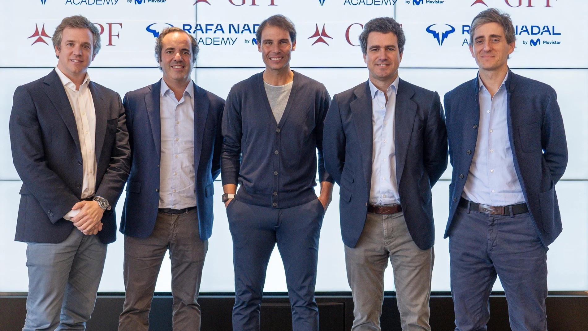 Rafa Nadal posa con los 4 socios fundadores de GPF, Lorenzo Martínez de Albornoz, Ignacio Olascoaga, Martín Rodríguez-Fraile y Guillermo Castellanos
